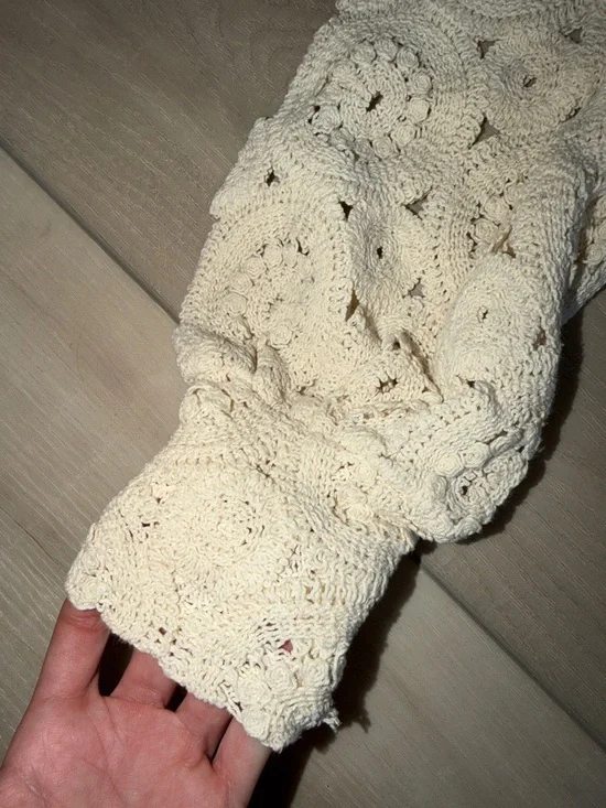 Zara Cream Crochet Square-Neck Puff Sleeve Crop Top - Picture 4 of 8